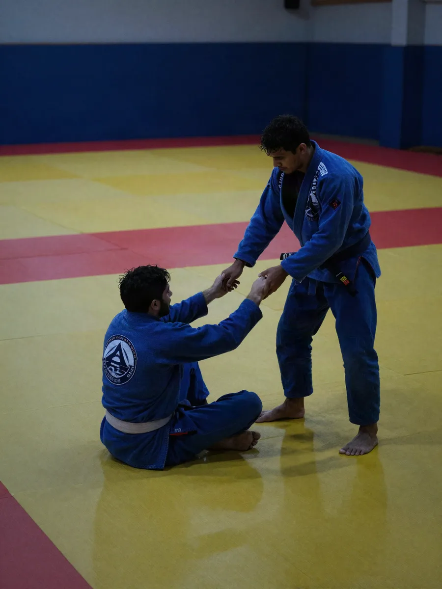 Jiu-Jitsu con kimono en Ralph Gracie Argentina, Rosario
